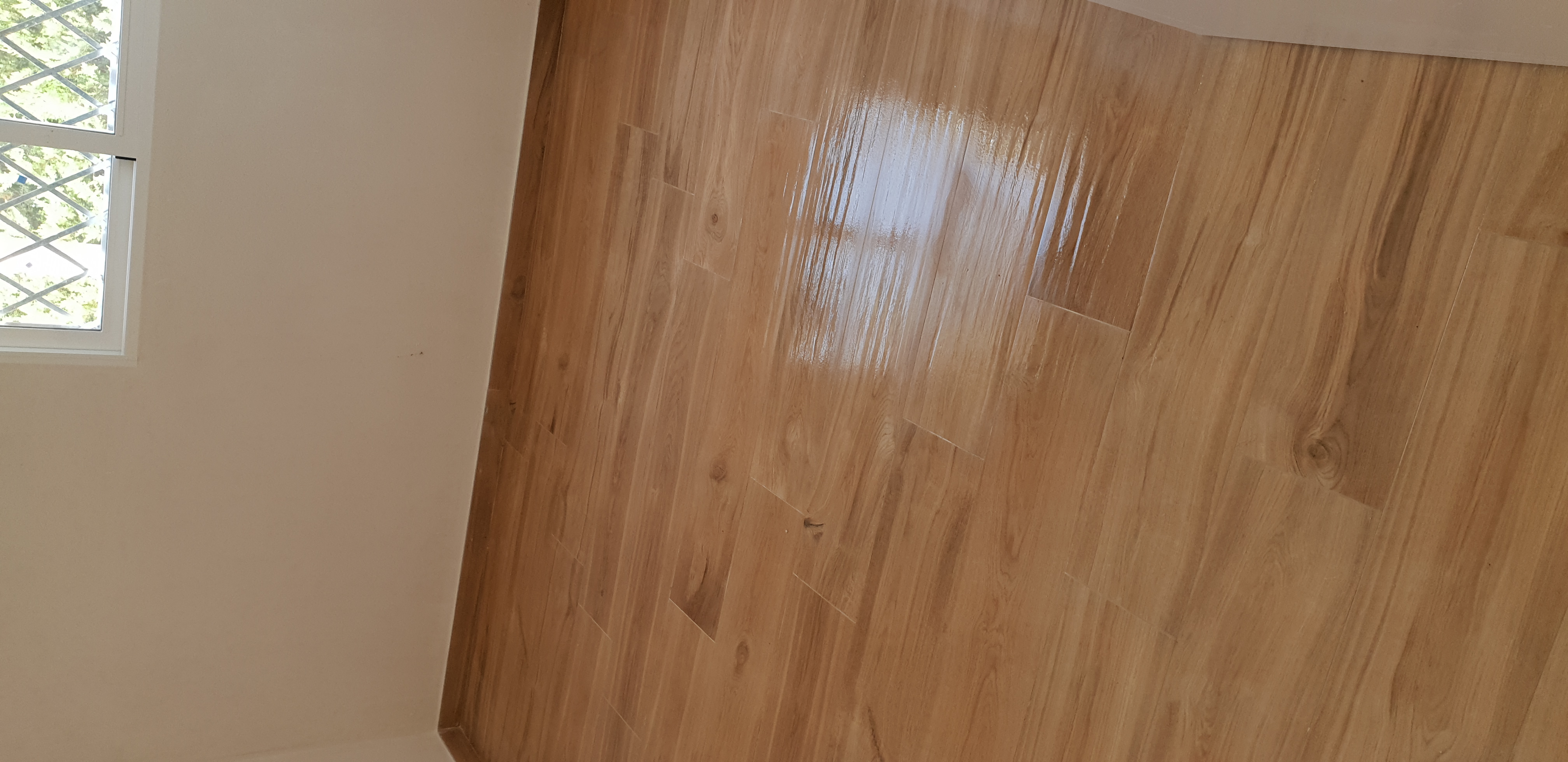 Pavimento imitacion madera