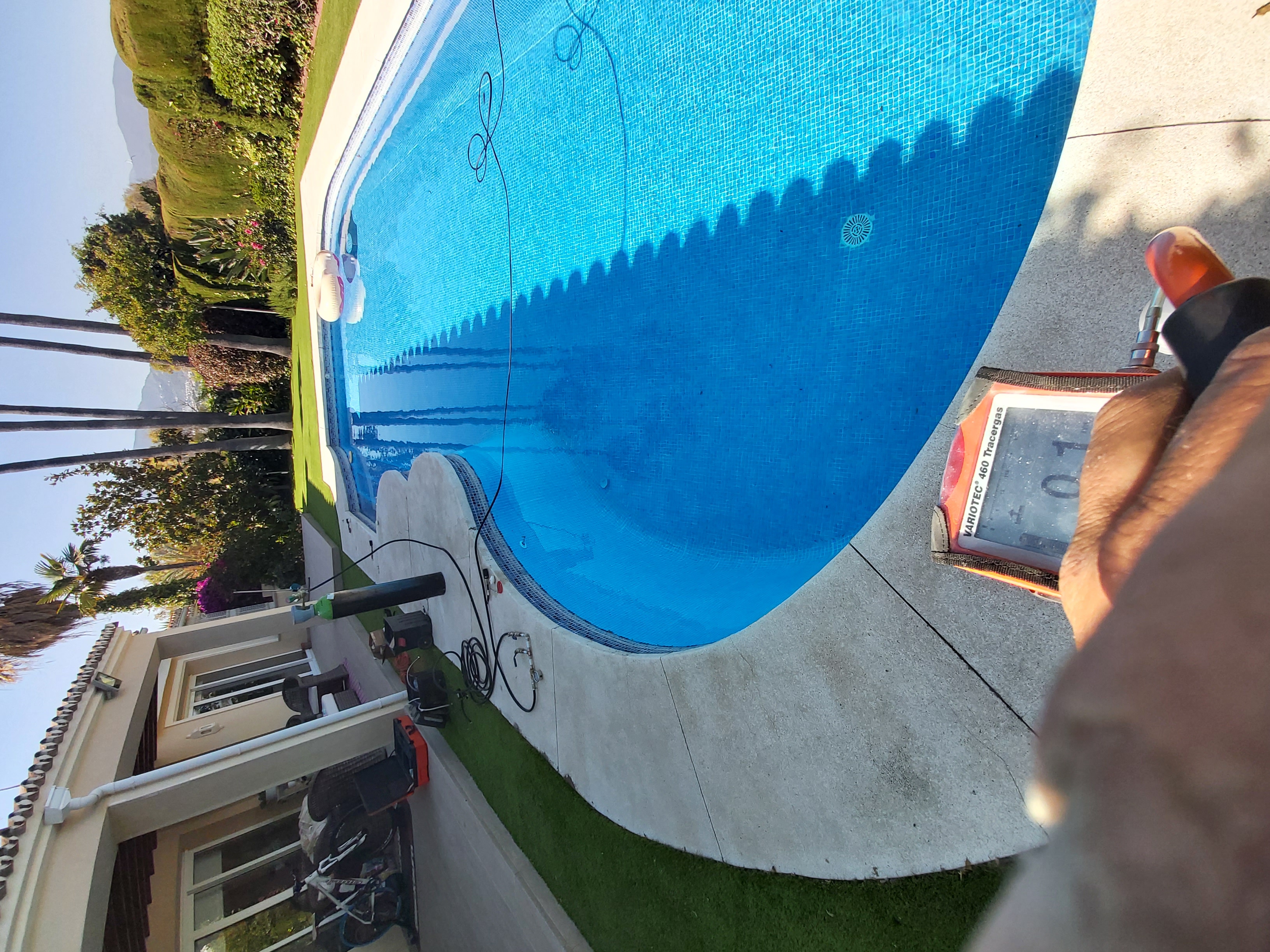Localizacion de fuga en piscina