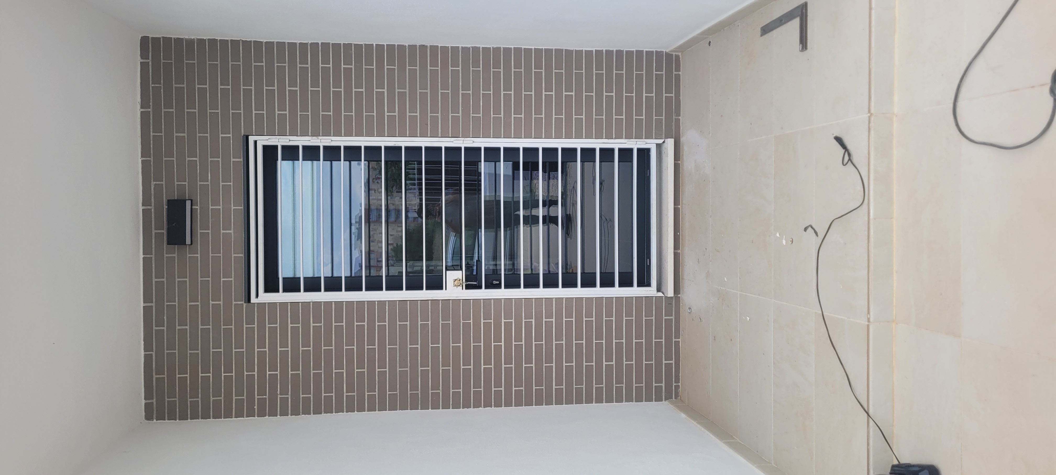 Rejas abatibles de puertas