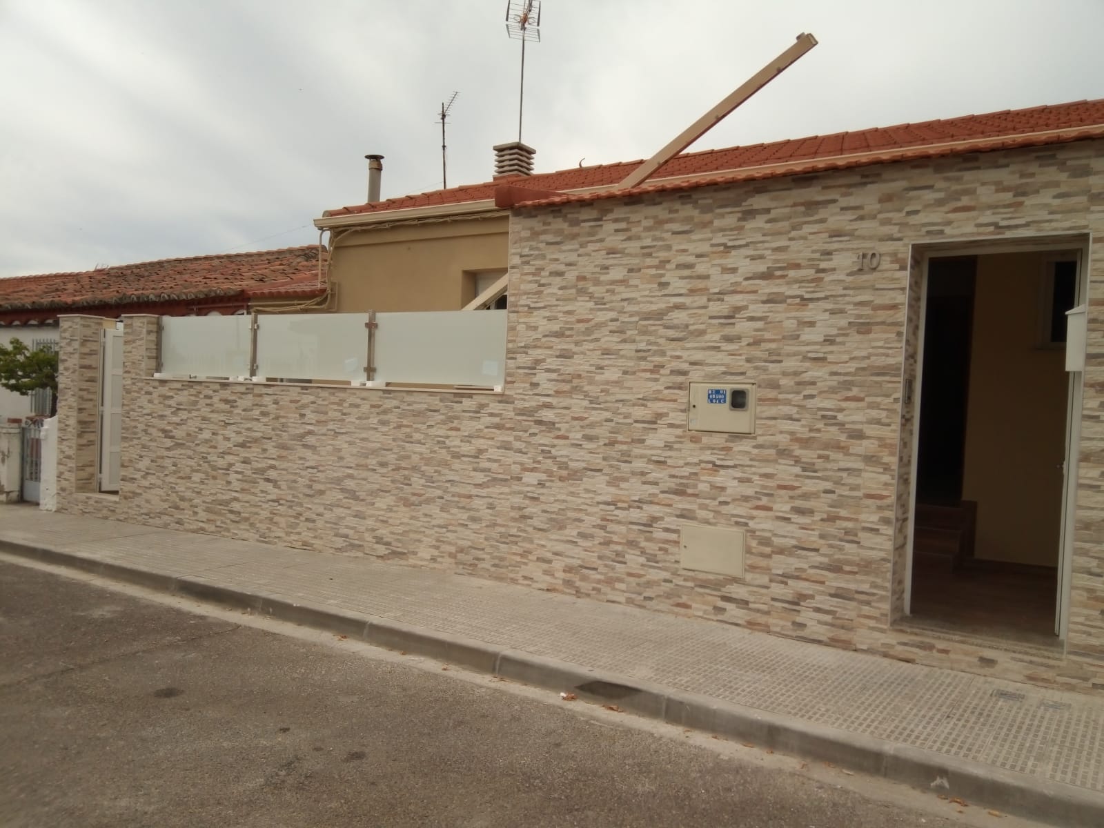 EXTERIORE VISTA 3