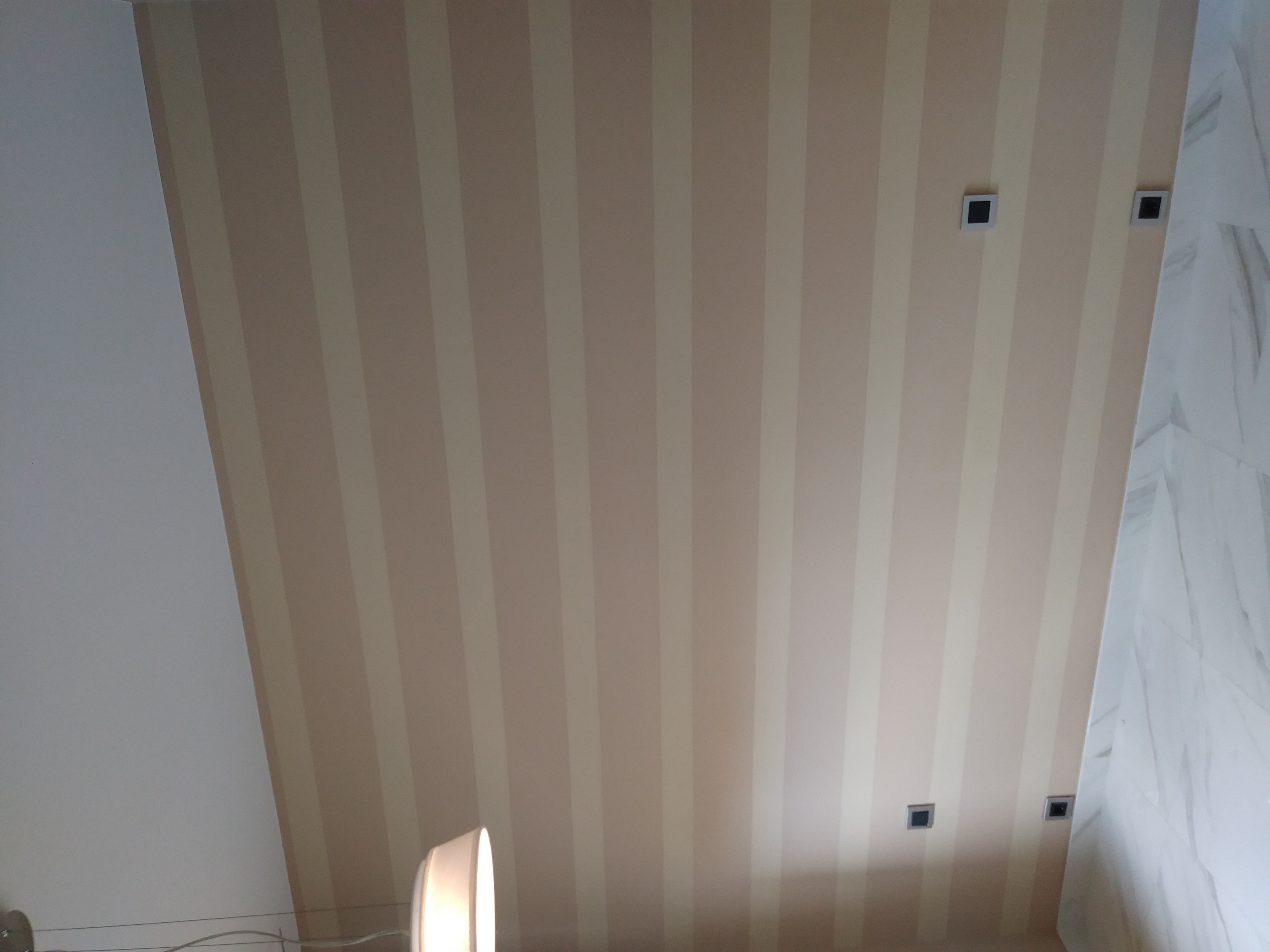 CABECERO  DE  DORMITORIO