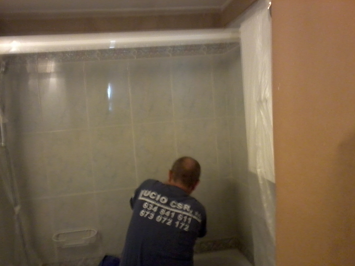 Alicatado de cuarto de baño