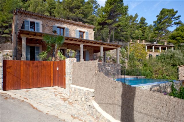 Cala deia
