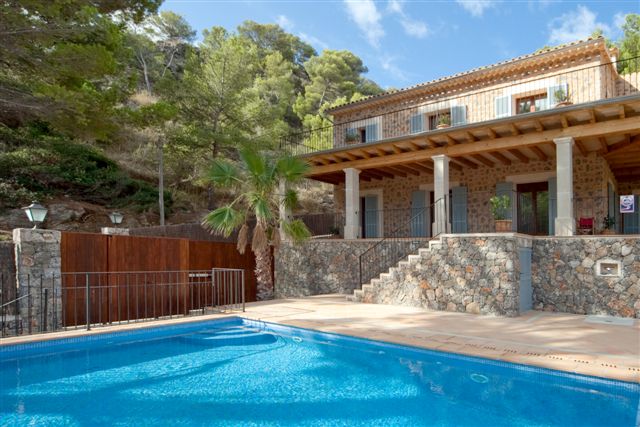 cala deia
