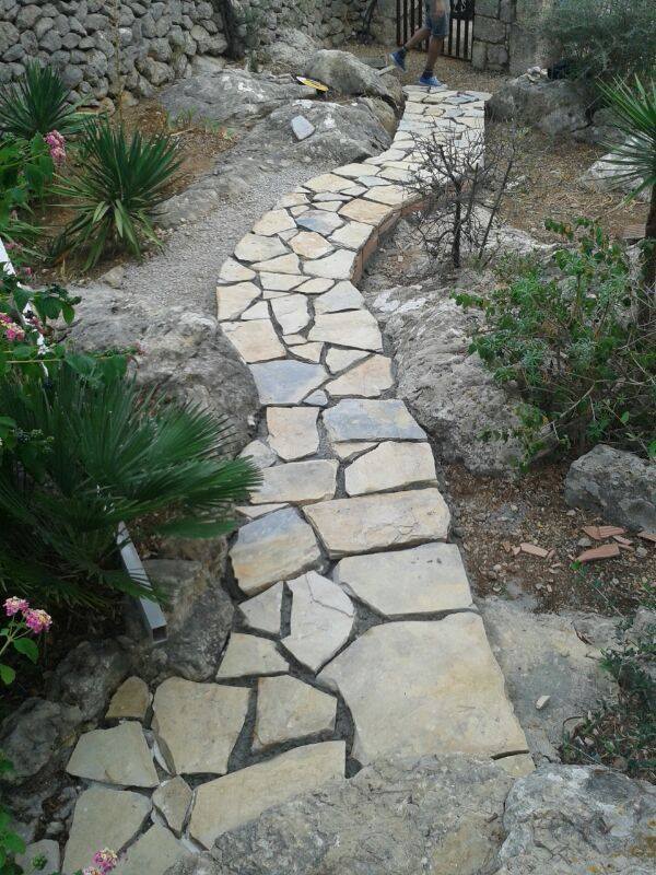 CAMINO JARDIN