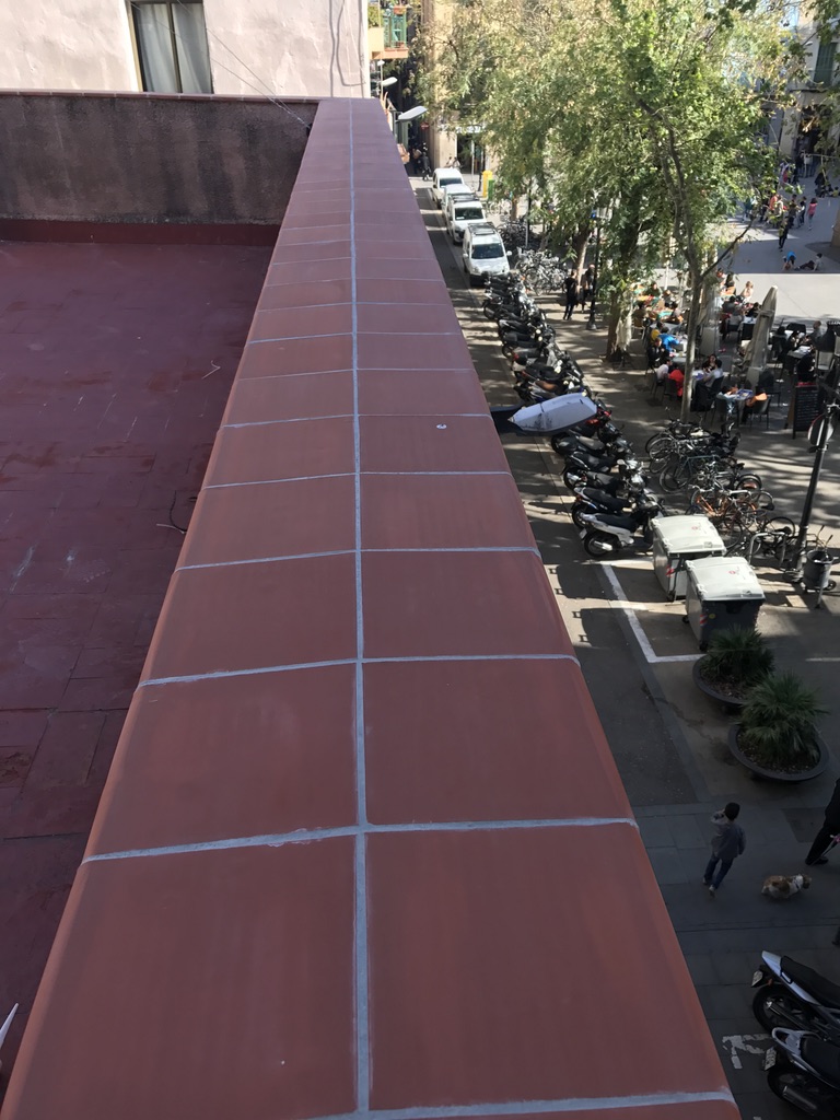 Colocación de cubre muros