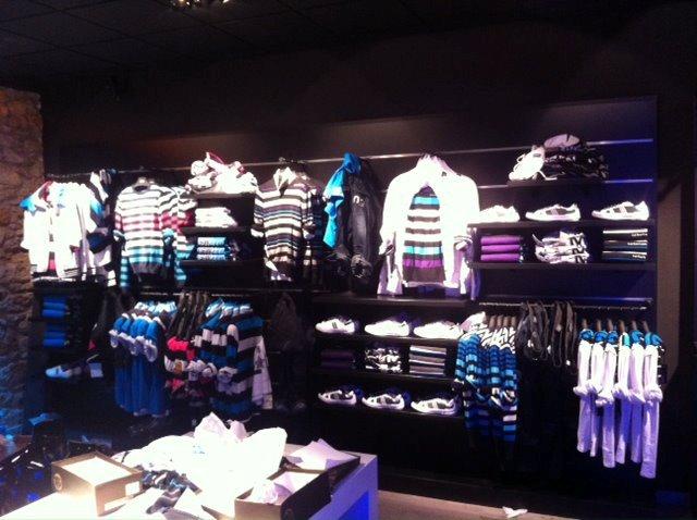 Comercio de ropa L/N