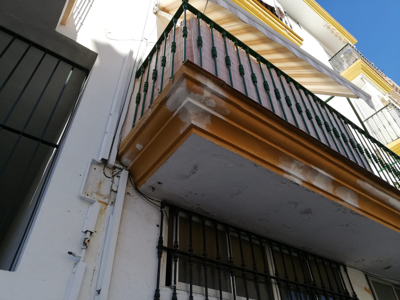 Restauración Cornisa