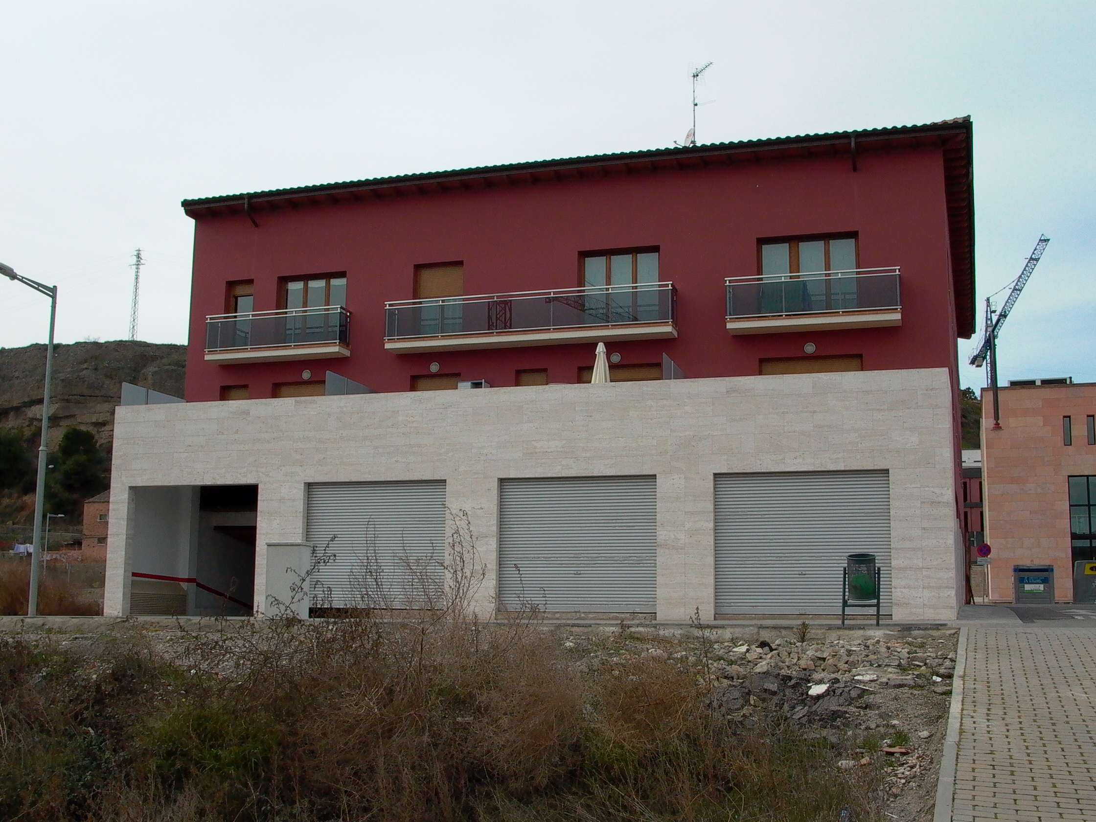 EDIFICIO PLURIFAMILIAR 