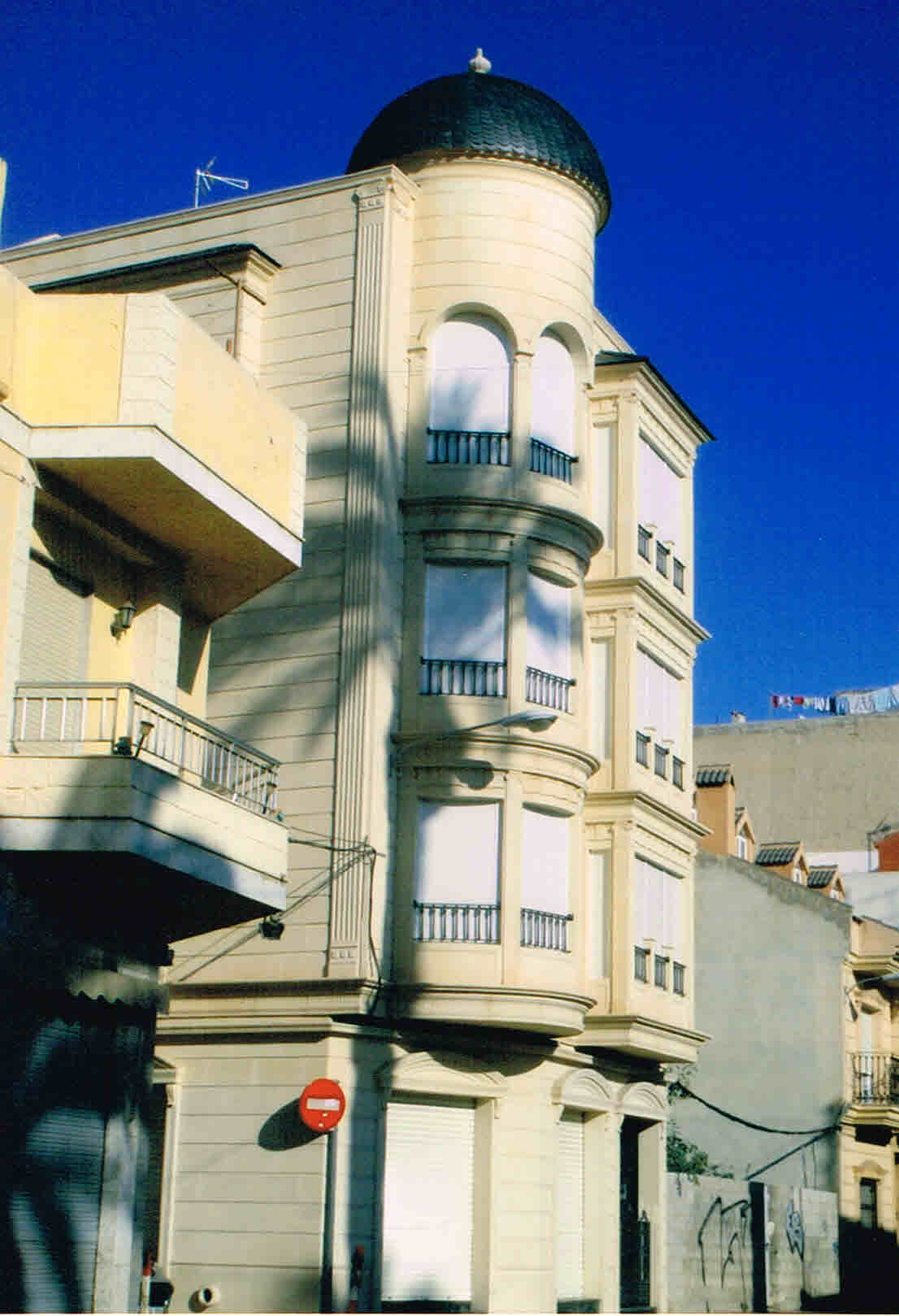 Callosa de Segura. Avda. Manolita Amo Nadal