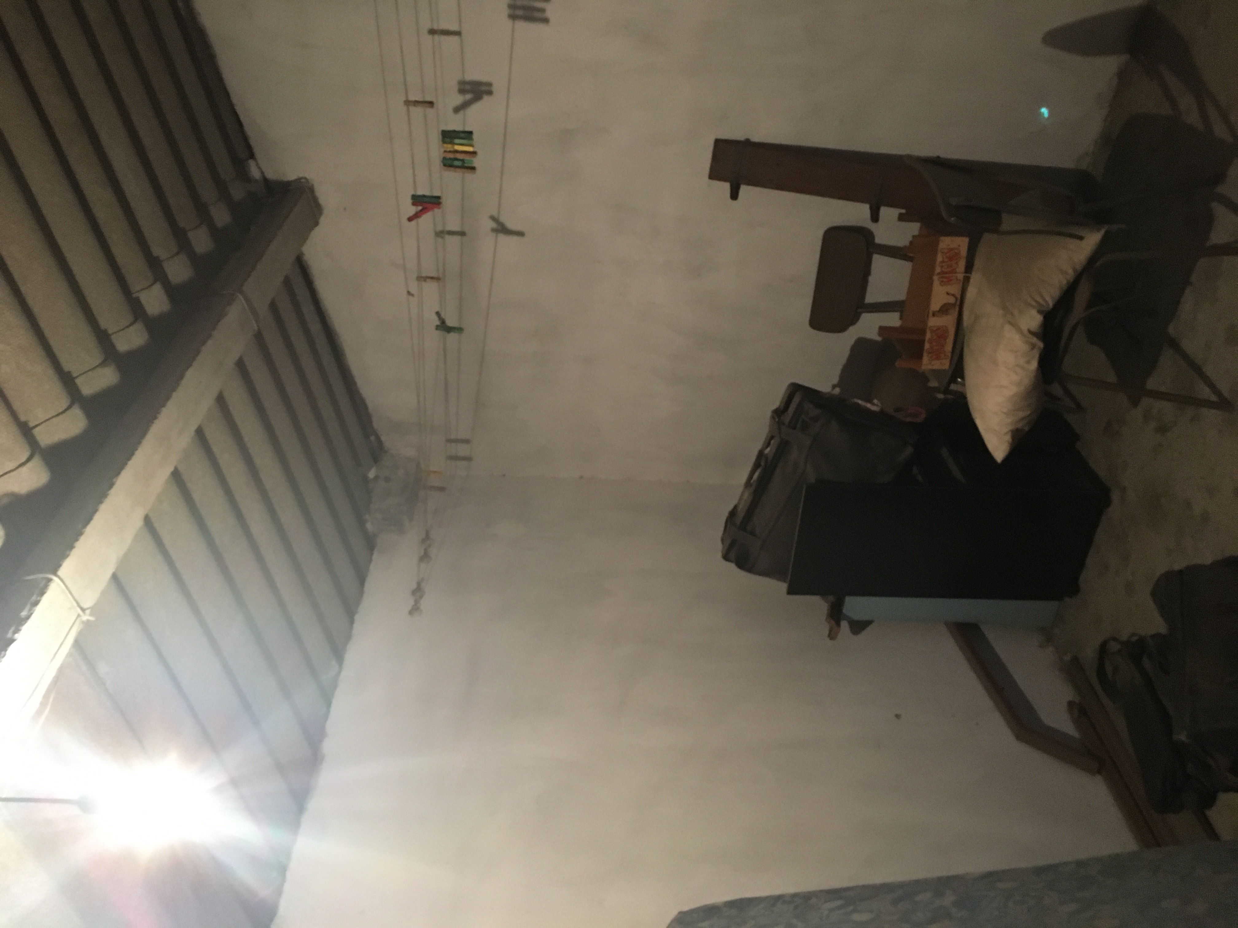 Conexión entre vivienda y trastero en Ponteareas.1.