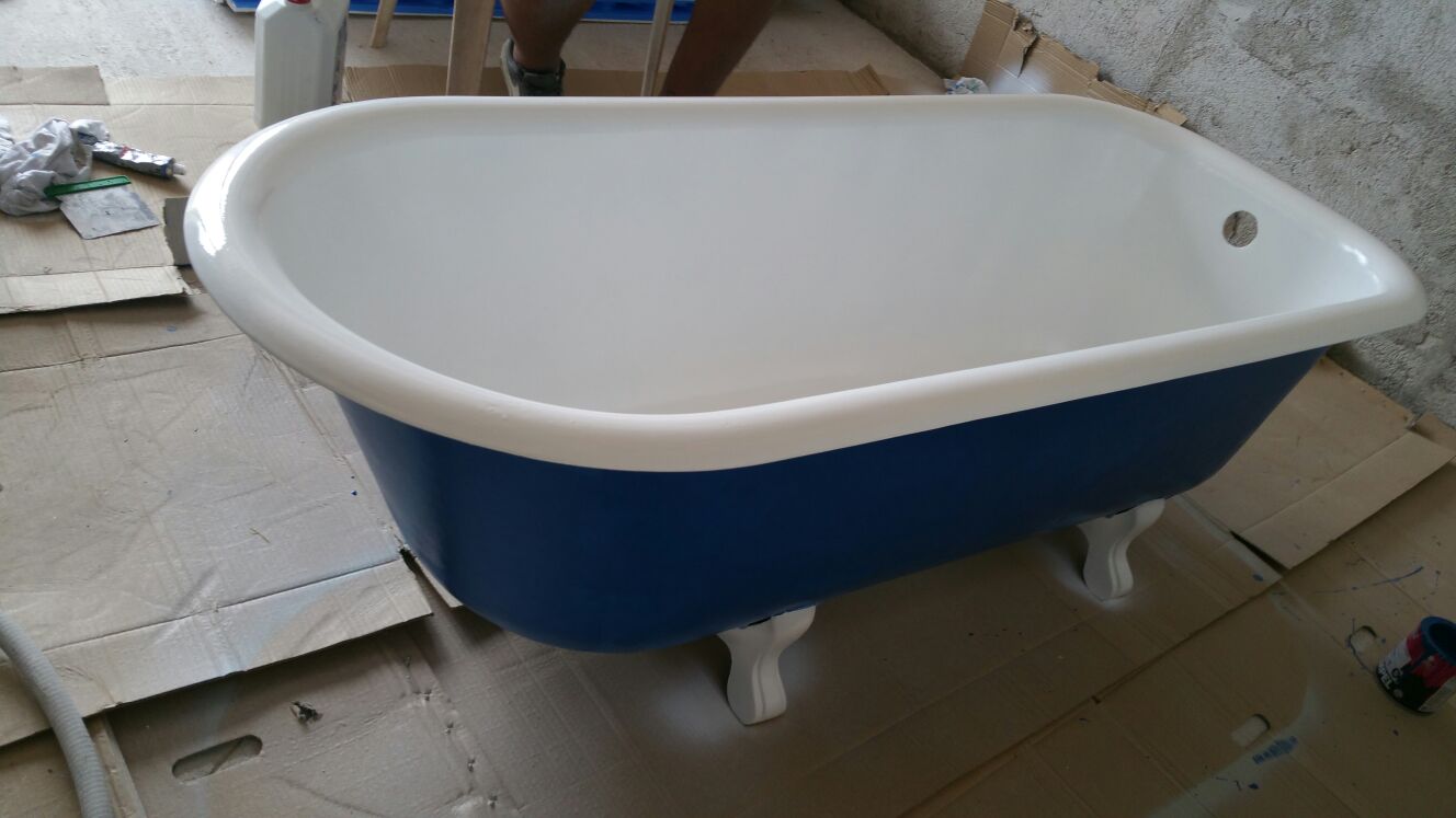 Esmaltado de bañera de fundición
