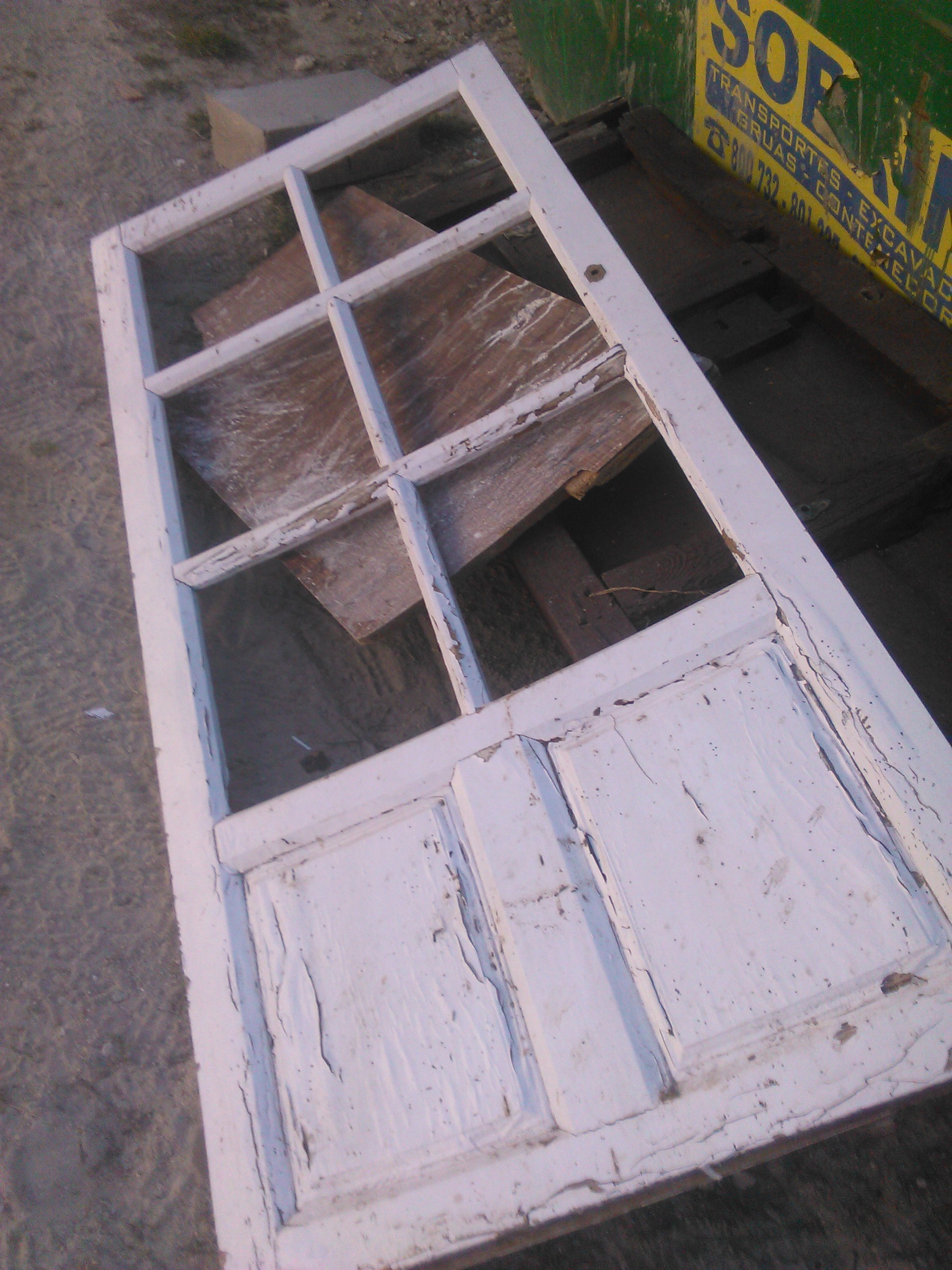 puertas y todo en alta deciracion.rustico y moderno