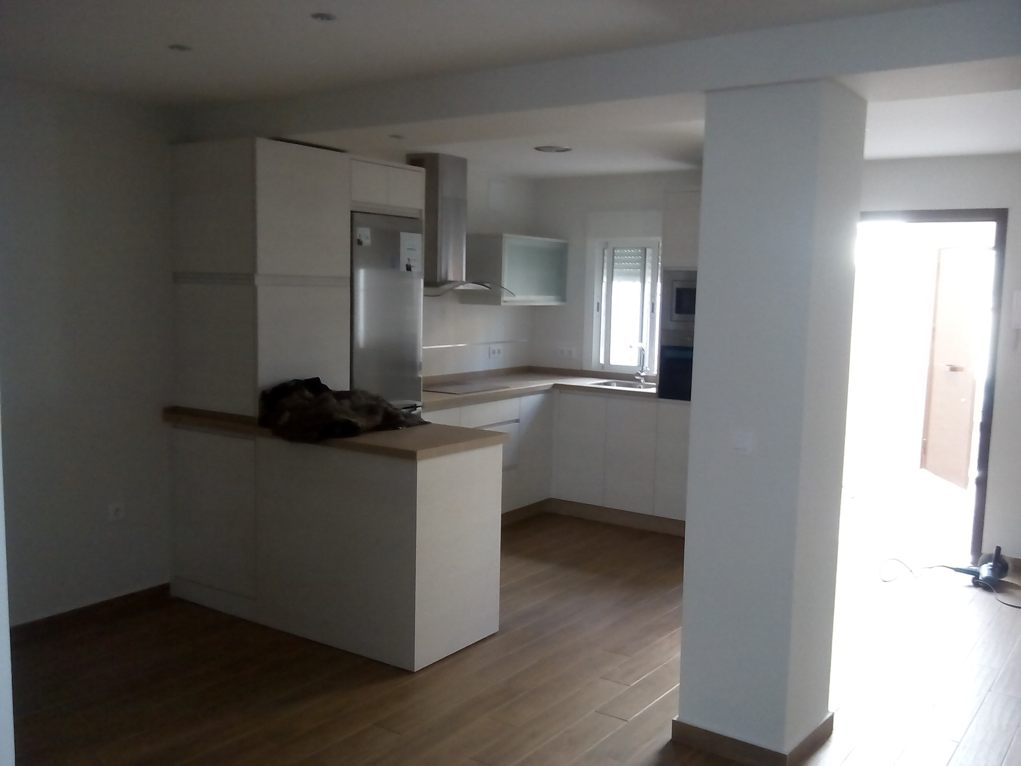Cocina americana en vivienda unifamiliar
