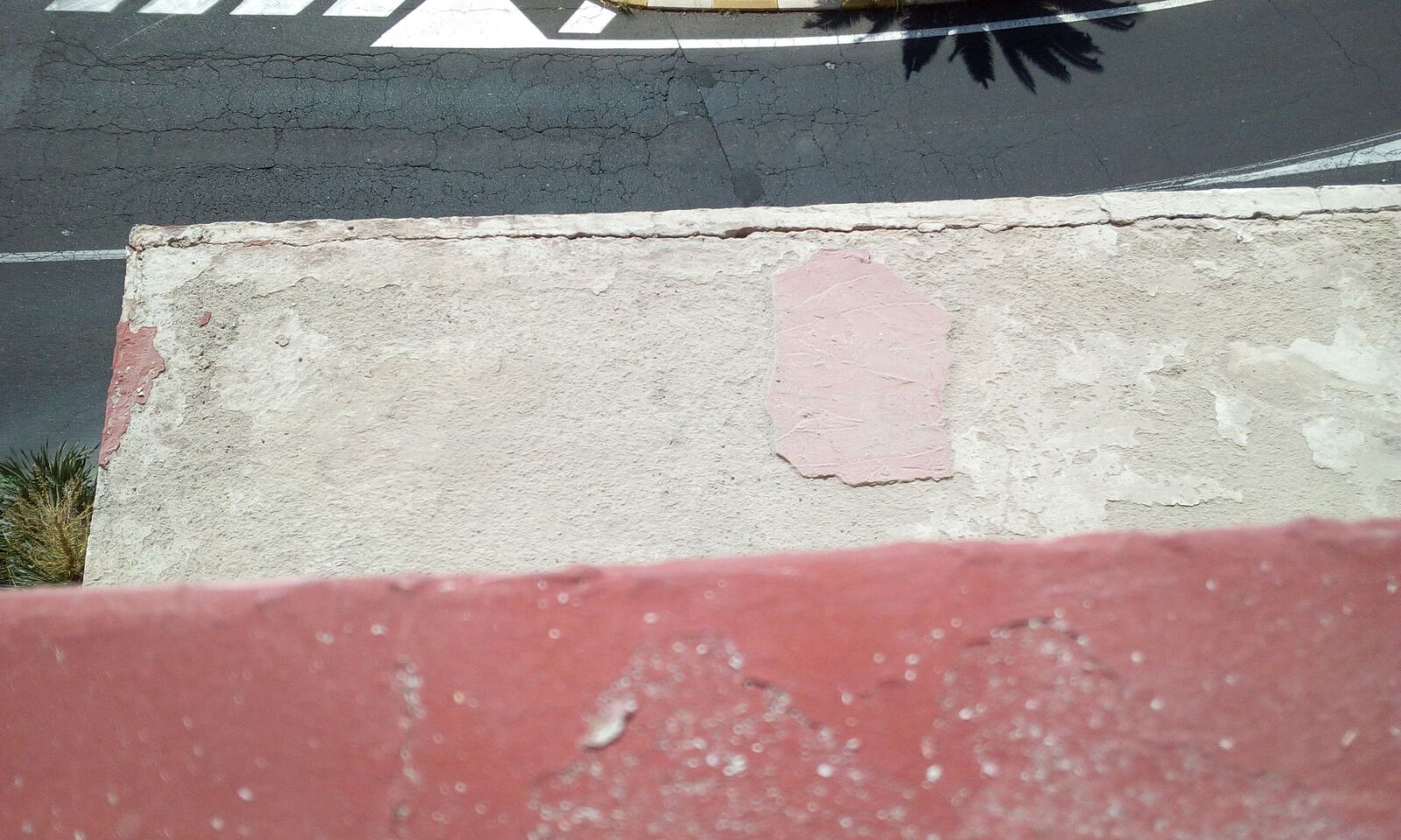 Arreglo parapeto (rotura, humadad)