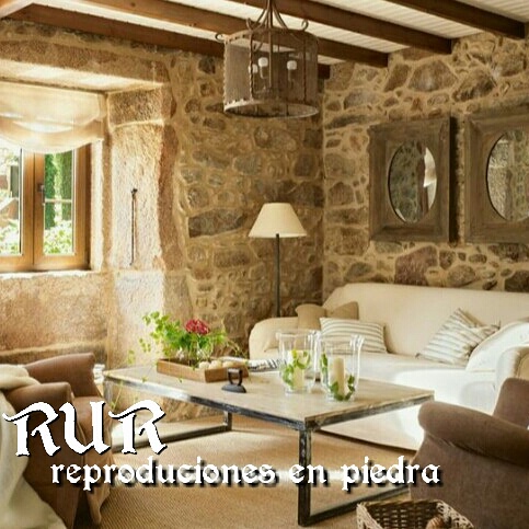 reproduciones en piedra y madera