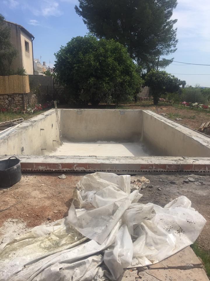 PISCINA TORMOS
