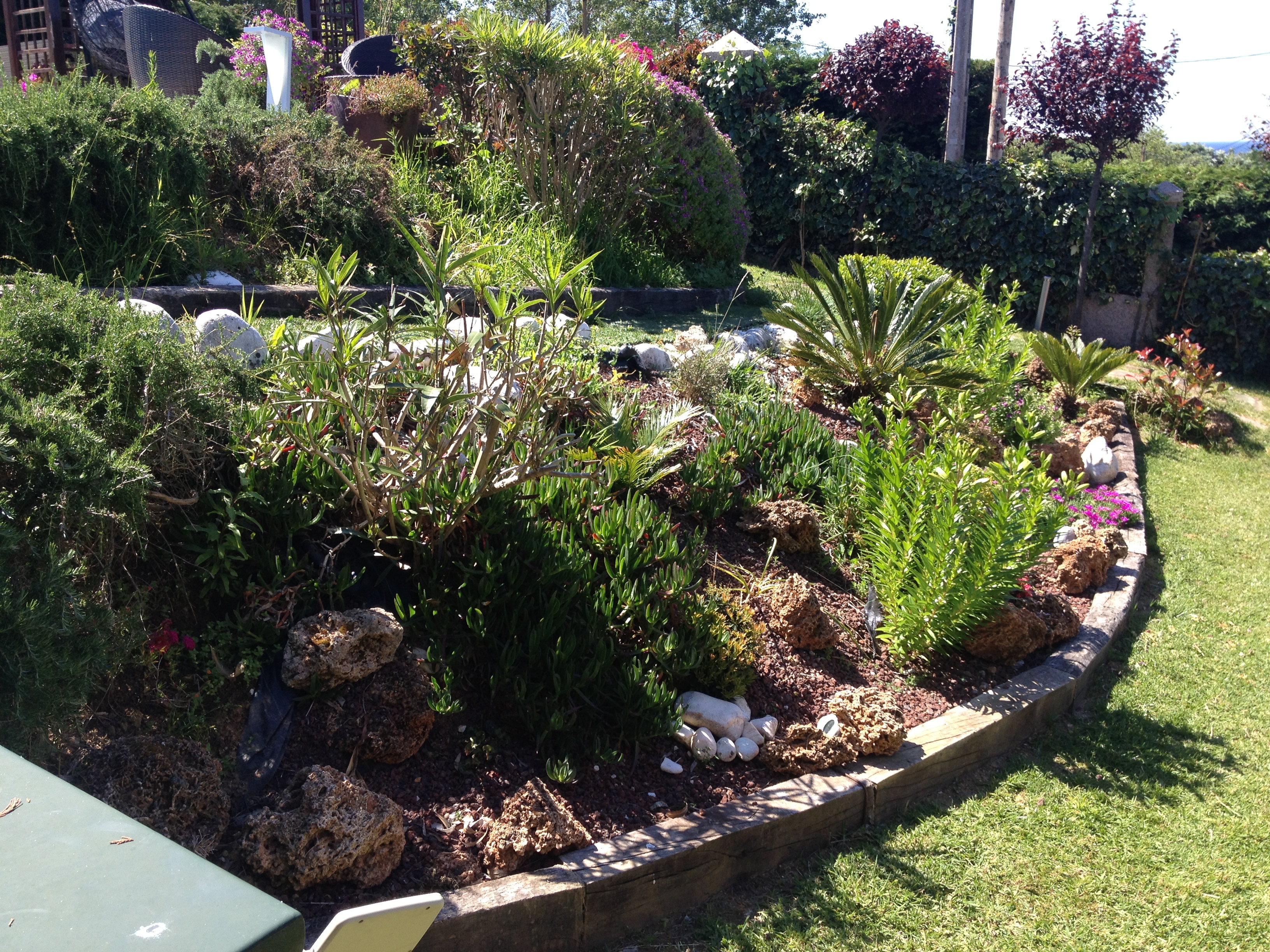 JARDINES EN PENDIENTE