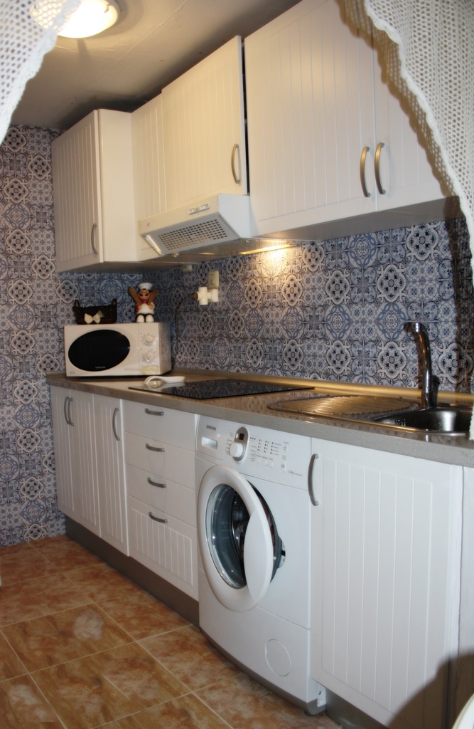 Cocina en blanco