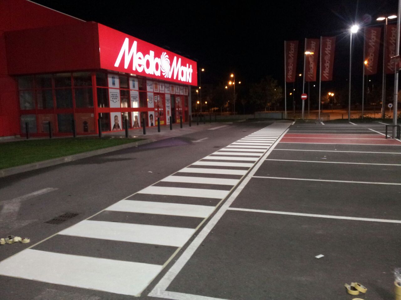 Pintado de plazas de parking (exterior)