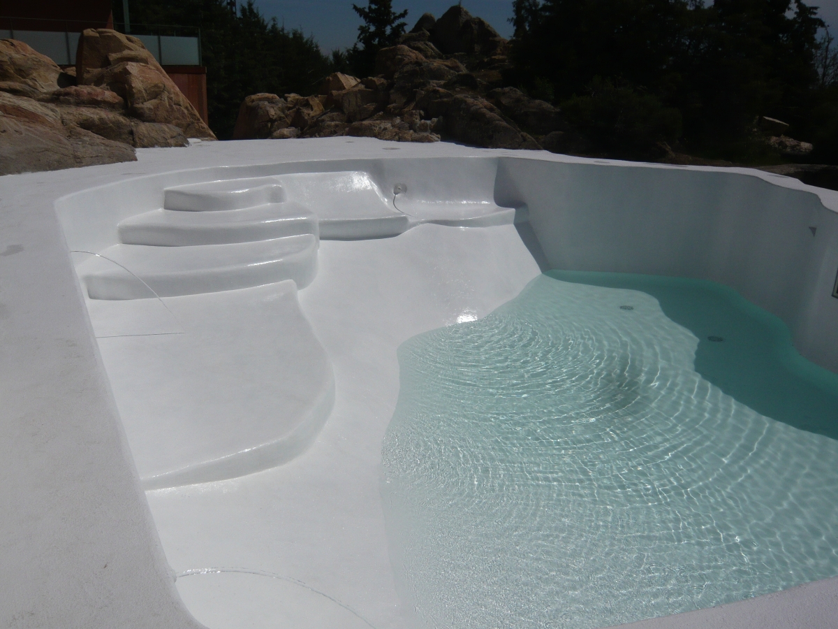 Piscina irregular 