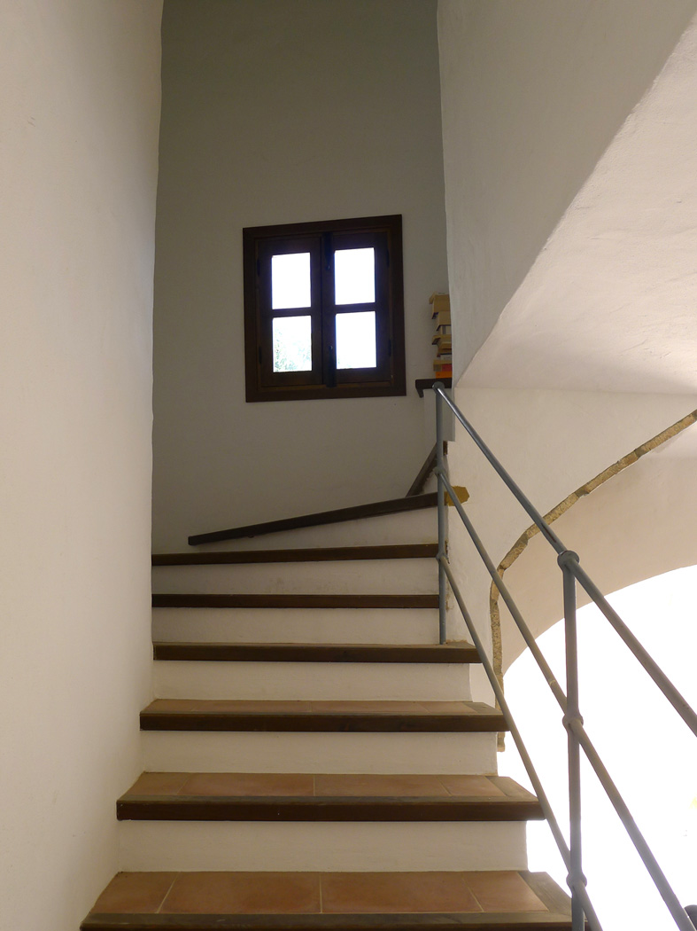 Vivienda unifamiliar Almonaster la Real (Huelva) /  Acceso vivienda