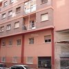 Revestir Fachada De Una Casa En Construcción