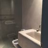 Colocar Microcemento en un baño