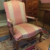 Dos sillones tapizados
