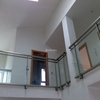 Baranda interior madera