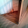 Pulir parquet de habitaciones y pasillos unos 30 m2 y pulir 12 peldaños de una escalera de madera