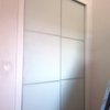 Realizar separacion nueva estancia en pladur con puerta corredera y cristal