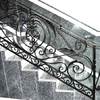 Llevar mantenimiento 1 ascensor para carga de 375 kg,