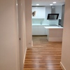 Cocina y suelos laminados en apartamento en landas