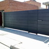 Puerta de garaje y peatonal