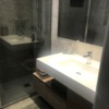 Reparar una fuga de agua en un baño en las rozas
