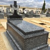 Reparar lapida panteon y grabar 3 nombres