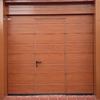 Puerta peatonal y valla de exterior de chalet