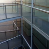 Limpieza escalera vecino