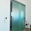 Suministrar contraventanas de aluminio correderas (sin instalación)