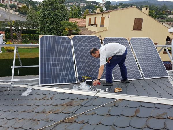 Aprovéchate de las subvenciones del IBI por instalación de Energía solar fotovoltaica y térmica