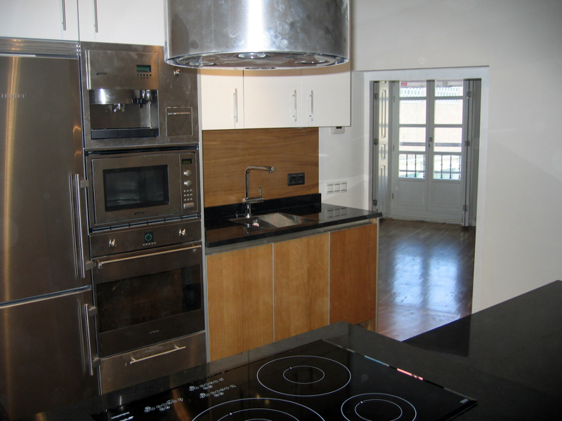 Cocina moderna abierta en Madrd.