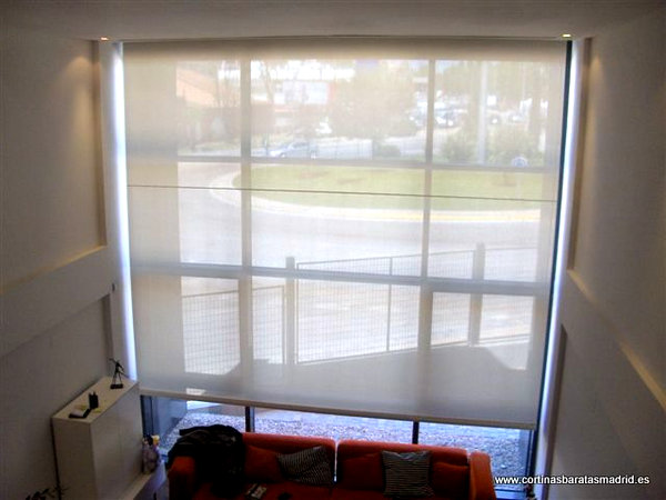 Cortina enrollable grandes dimensiones