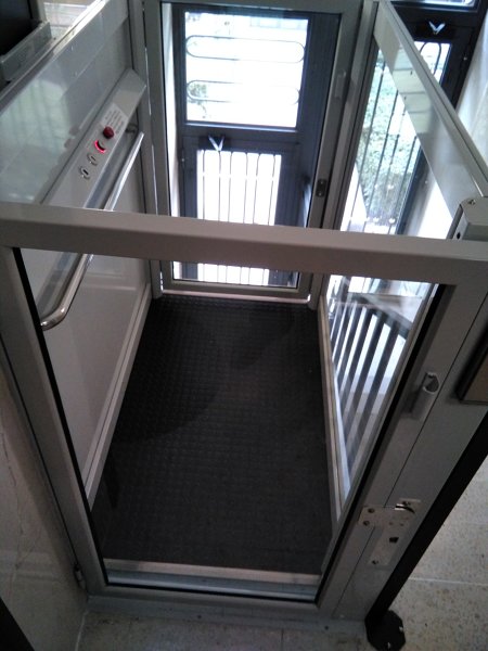 ELEVADOR VERTICAL