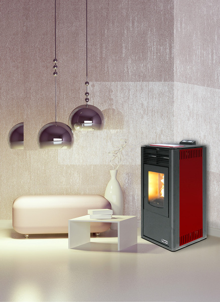 Estufa de pellet de 12 kw. canalizada en acabados acero pintado rojo