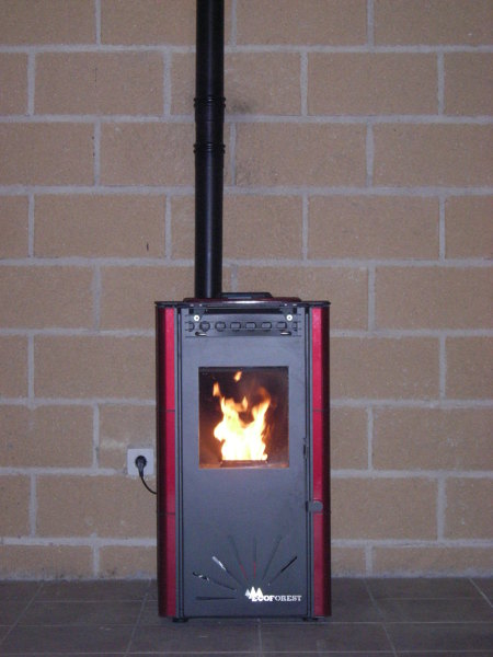 Estufa de pellet de 7 kw.