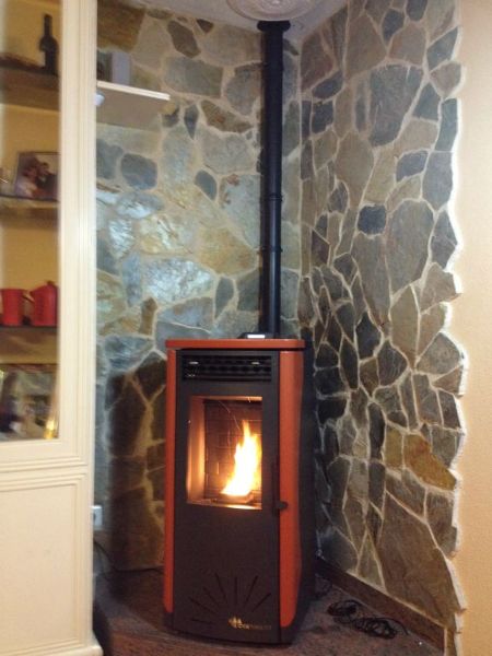 Estufa de pellet de 9,5 kw.