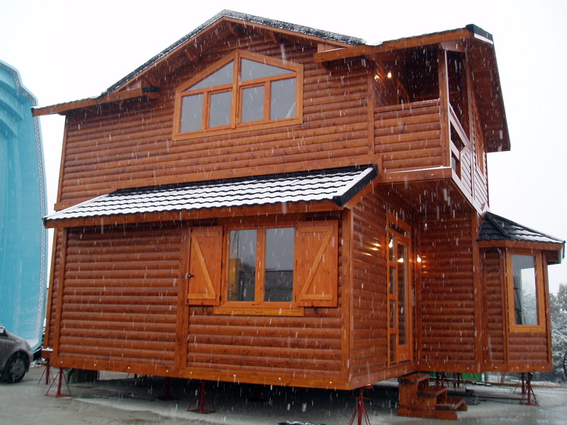 EXTERIOR 02