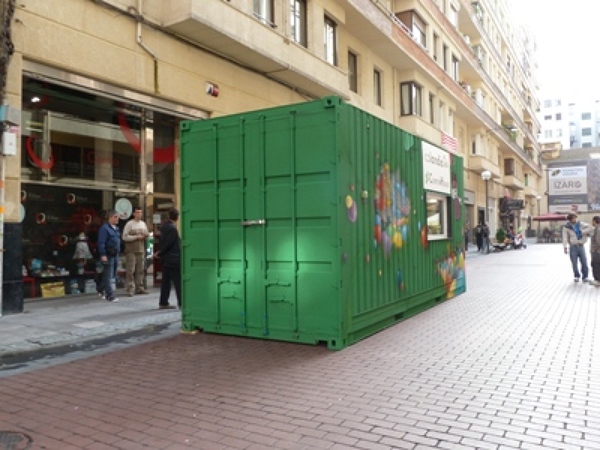 PARQUE INFANTIL CON CAPACIDAD PARA 15 NIÑOS