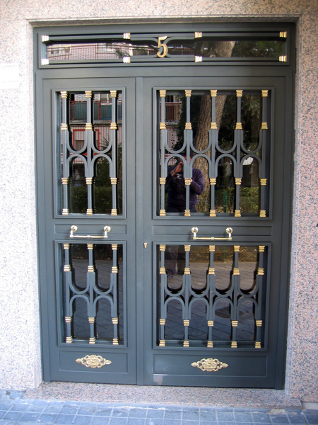 PUERTA PORTAL MODELO 2